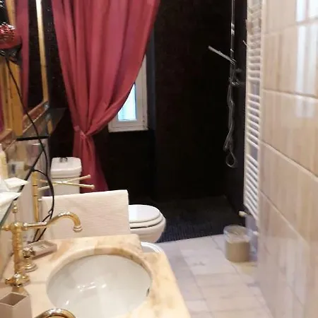 Florian Apartment *