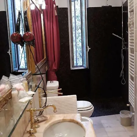 Florian Apartment